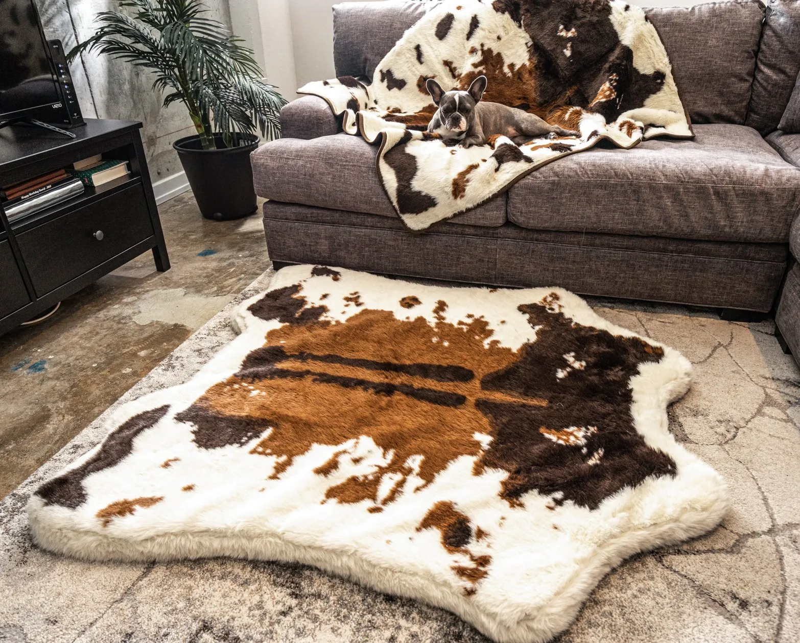 PupRug™ Memory Foam Bed   Matching Waterproof Blanket Bundle - Brown Faux Cowhide